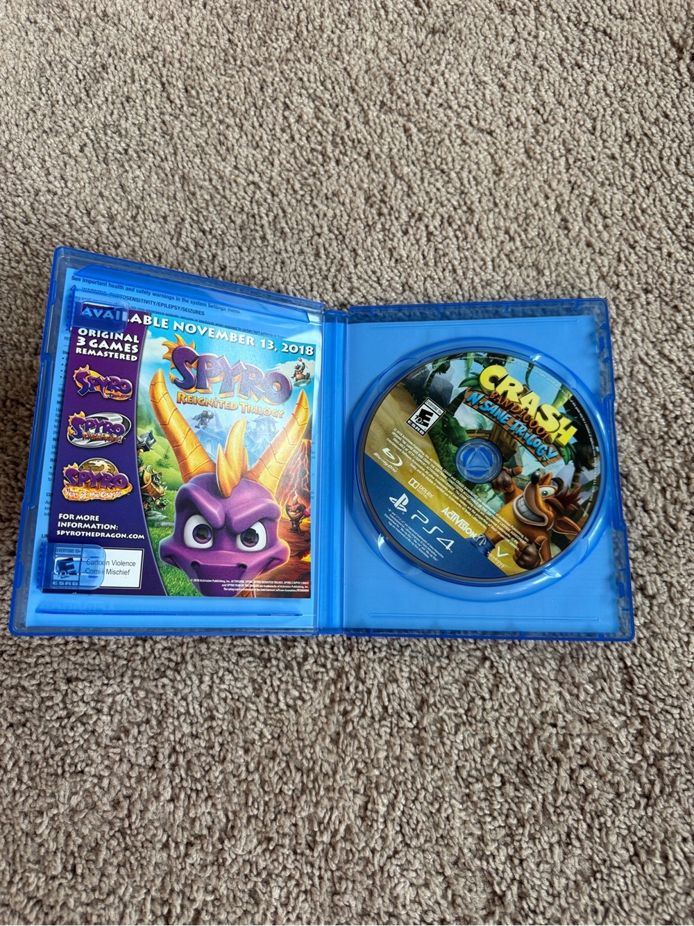 Crash Bandicoot N. Sane Trilogy PS4 - Blue Case play station video game - Picture 3 of 5
